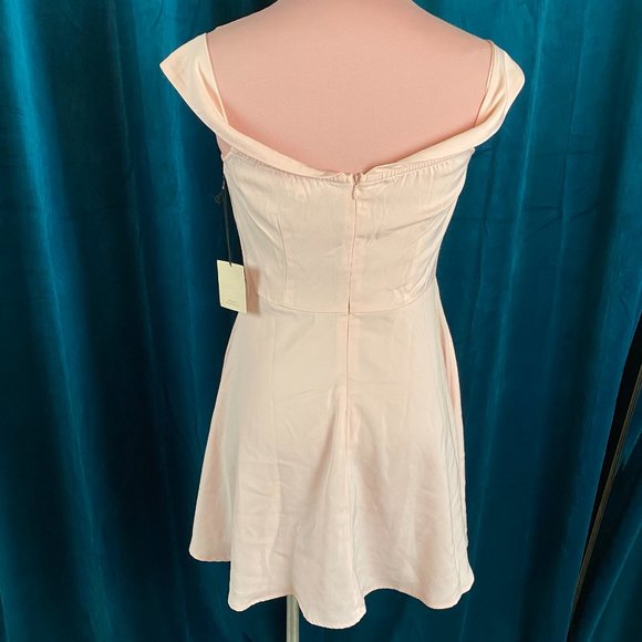 Superdown Sybil Off The Shoulder Mini Dress Blush - Picture 10 of 12